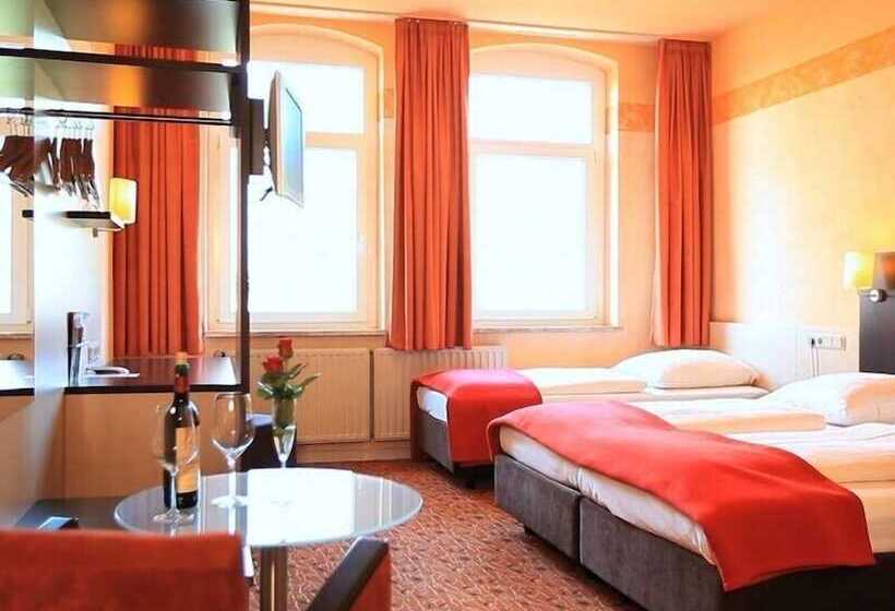 Номер Стандарт, Adesso Hotel Kassel  Pay At Property On Arrival  Ihr Automatenhotel In Kassel