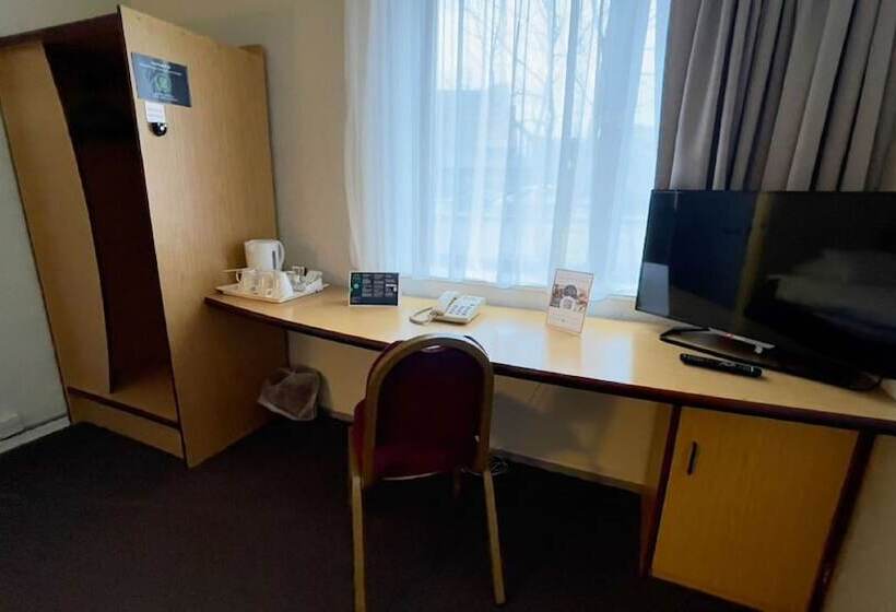 Номер Superior, Campanile Liverpool