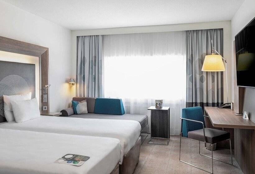 Номер Superior, Novotel Den Haag World Forum