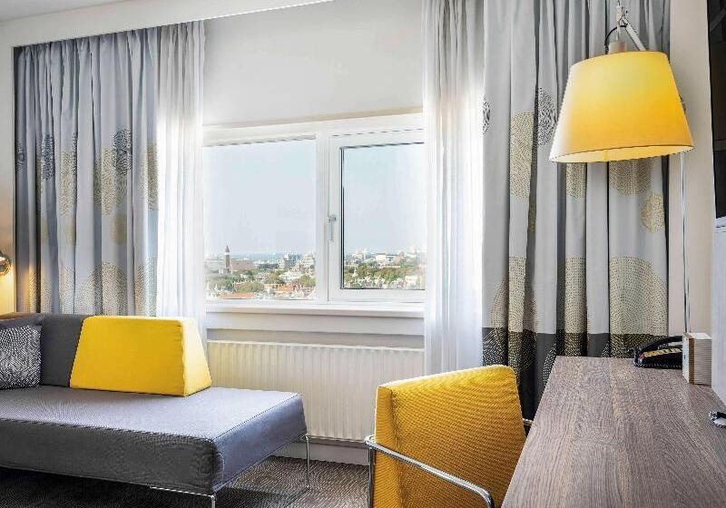 Номер Superior, Novotel Den Haag World Forum