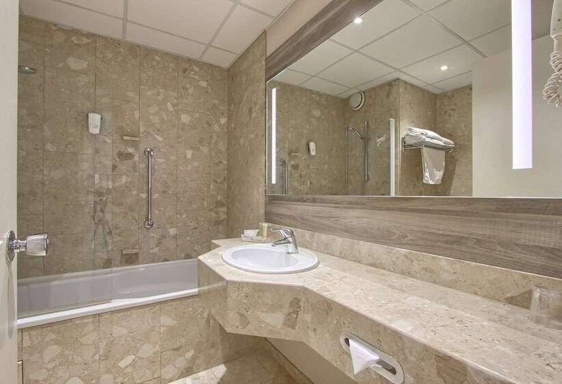 Номер Superior, Best Western Plus Paris Orly Airport