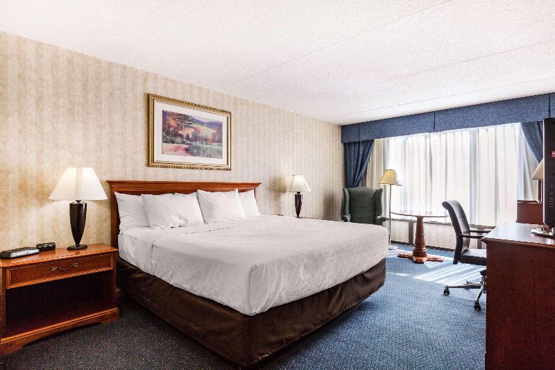 Quarto Estandar Cama King, Travelodge By Wyndham Williamsburg I 64