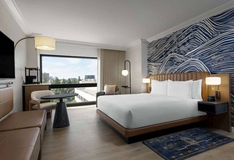 스위트, Hyatt Regency Irvine