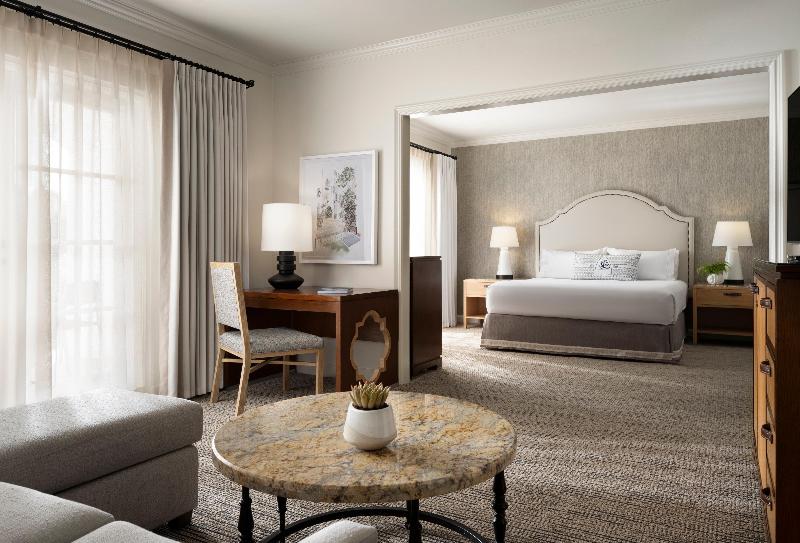 带大床的套房, Omni La Costa Resort & Spa Carlsbad