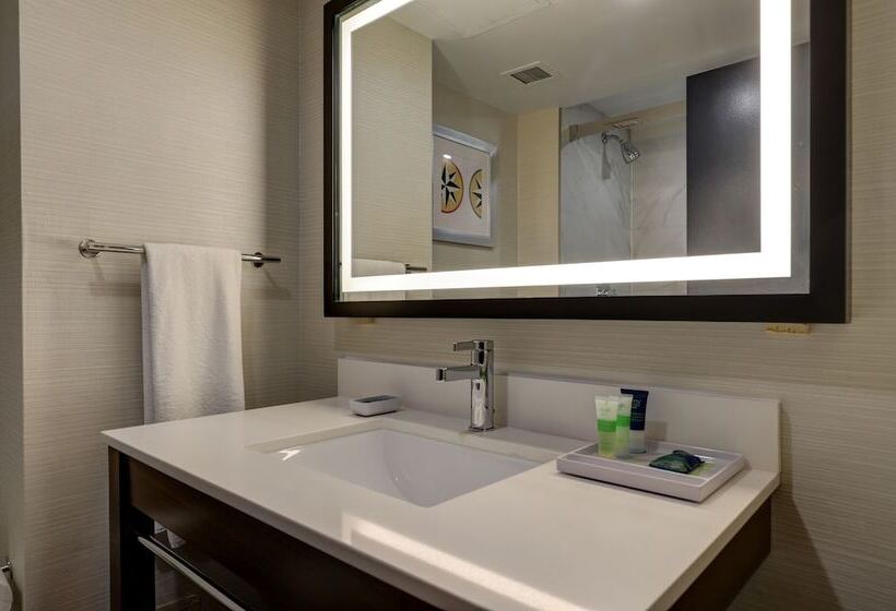 套房, Four Points By Sheraton St. Catharines Niagara Suites