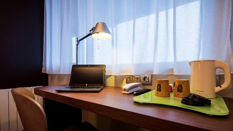 Standard Room, Campanile Hotel & Restaurant Amsterdam Zuid Oost