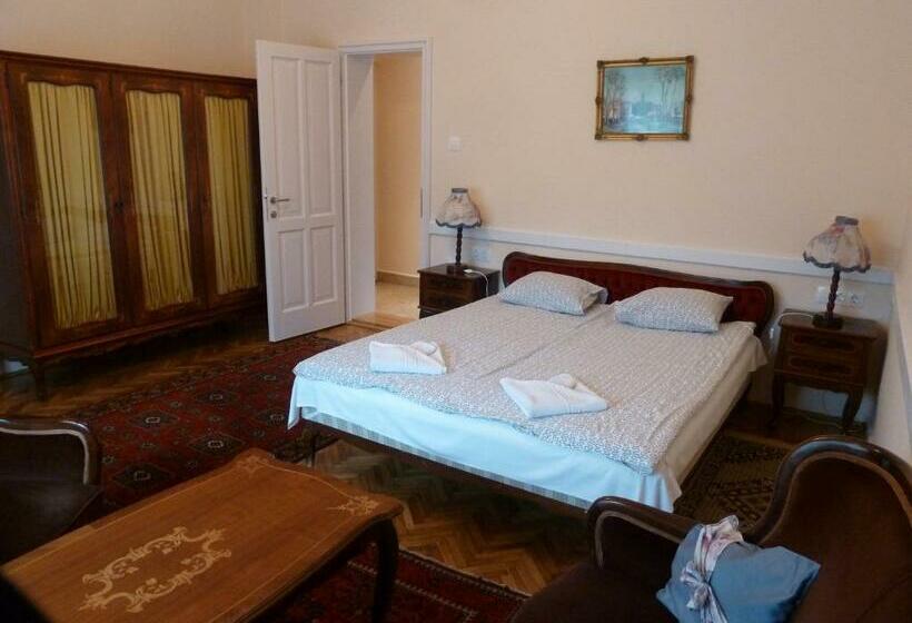 Люкс 2 Спальни, Kikelet Villa