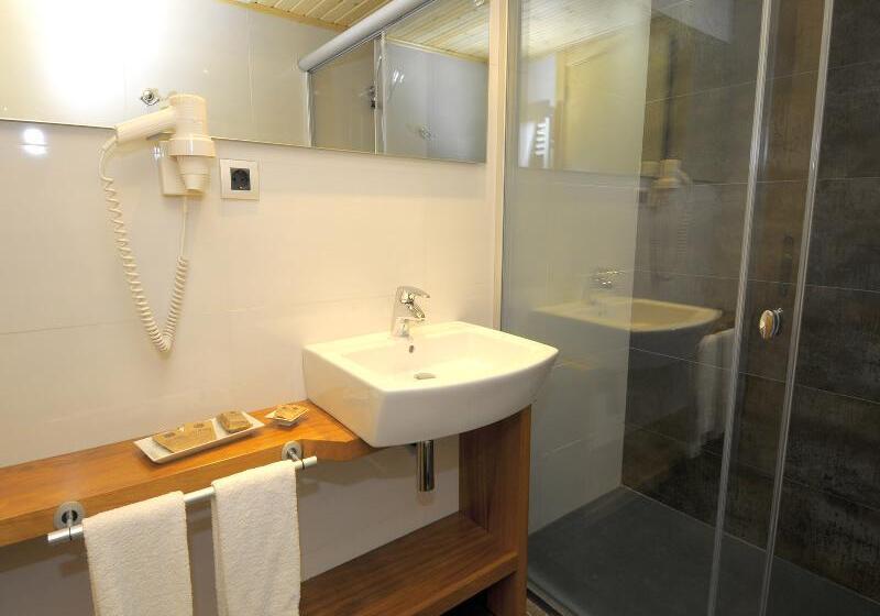 Номер Стандарт, Shamrock Lodge