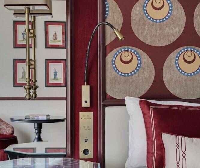 Standard Room King Size Bed, çırağan Palace Kempinski Istanbul