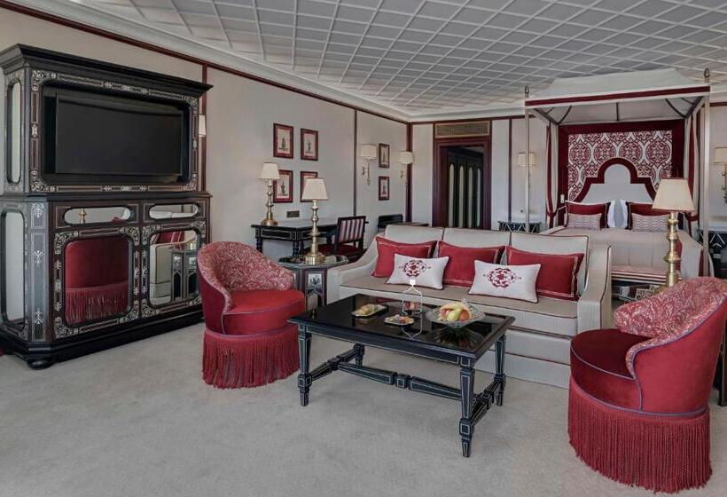 Deluxe Room King Bed & Views, çırağan Palace Kempinski Istanbul