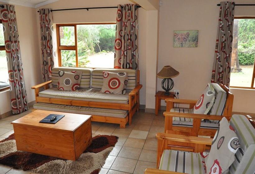 Дом 2 Спальни, Gooderson Bushlands Game Lodge