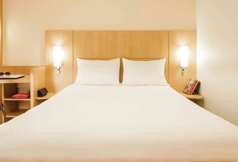 Номер Стандарт, Ibis Versailles Chateau