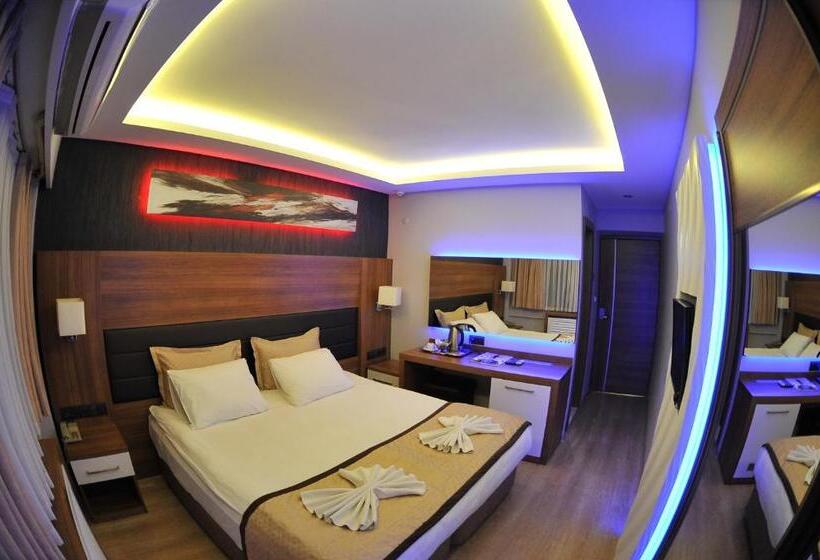 Quarto Triplo Estandar, Kabacam