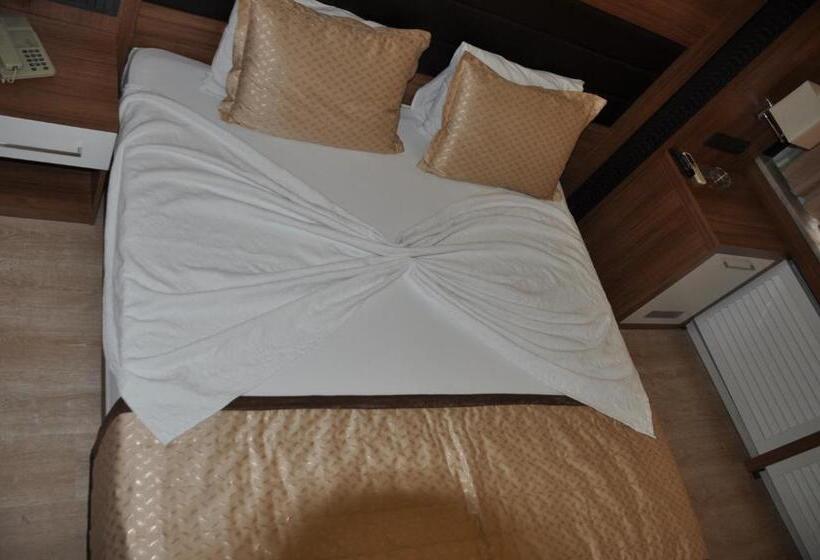 Quarto Estandar Individual, Kabacam