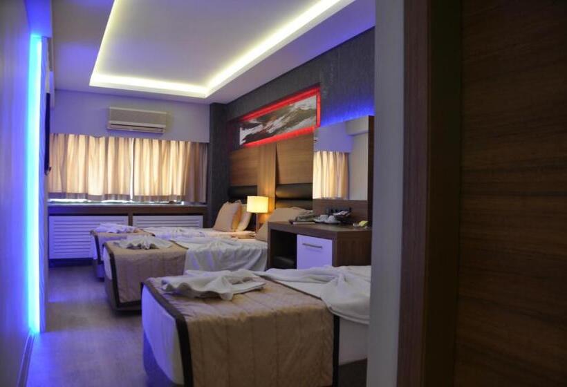 Quarto Triplo Estandar, Kabacam