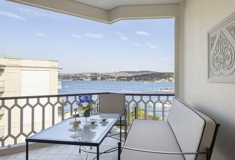اتاق استاندارد با چشم‌انداز, Çırağan Palace Kempinski Istanbul