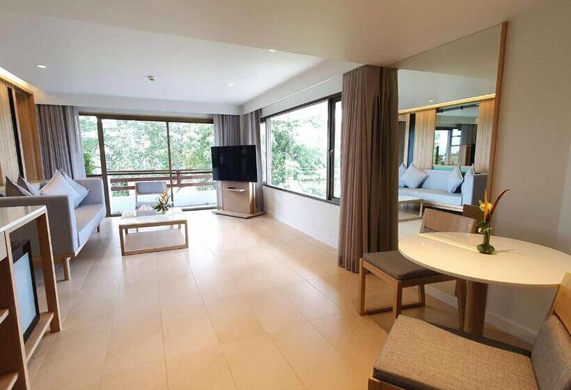 سوییت سوپریور, Novotel Rayong Rim Pae Resort