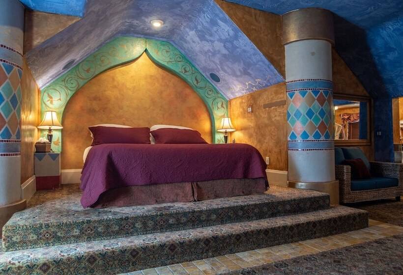Номер Стандарт, The Anniversary Inn   Logan