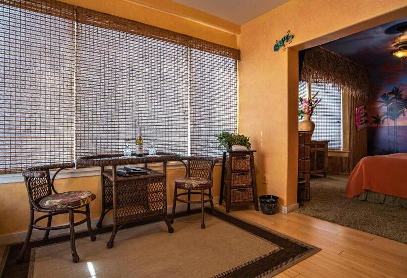 Стандартный Номер Кровать Кинг, The Anniversary Inn   Logan