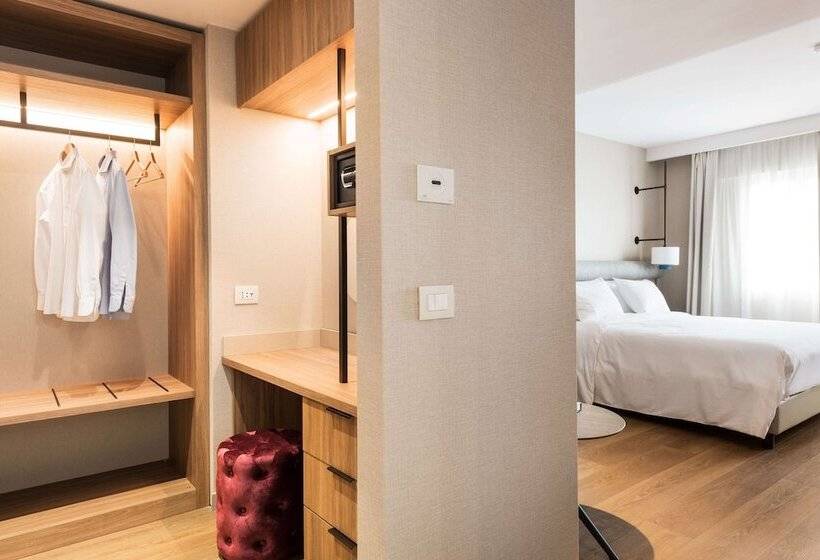 小型套房, Ambasciatori Hotel Mestre Venice, Tapestry Collection By Hilton