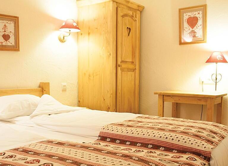 Семейный Номер, The Originals Boutique, Hôtel La Ferme Du Pape, Eguisheim