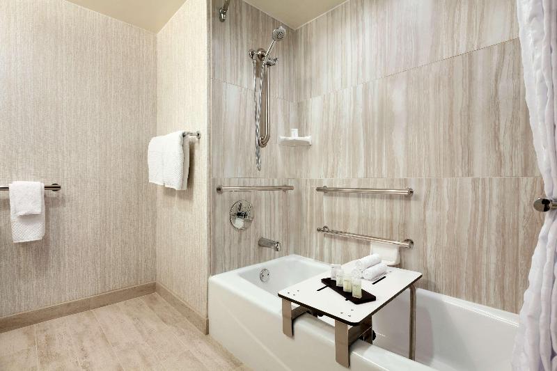 Люкс Премиум, Embassy Suites By Hilton Brea North Orange County