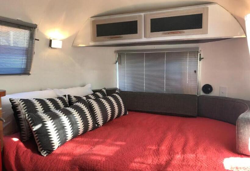 스탠다드 룸 더블 침대, Palm Canyon Hotel And Rv Resort