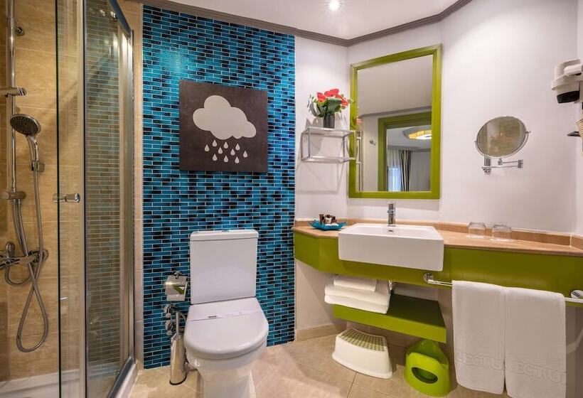 بنجلو قياسى, Selectum Family Resort Belek