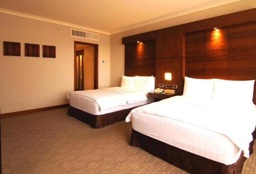 이그제큐티브 스위트, Swissotel Quito
