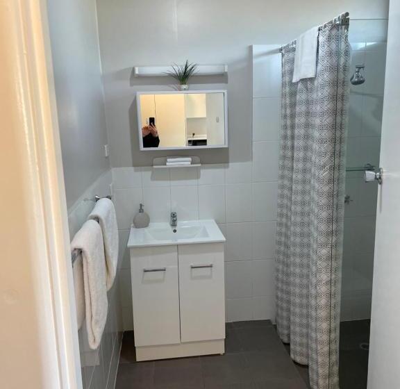 스탠다드 룸 더블 침대 2개, Camperdown Cascade Motel