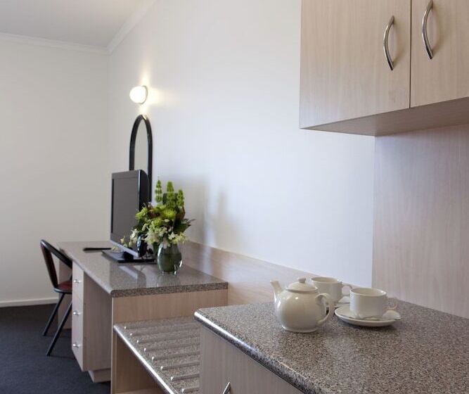 패밀리 룸, Adelaide Riviera