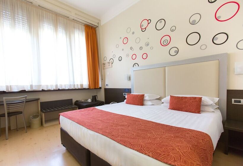 اتاق استاندارد, Piacenza
