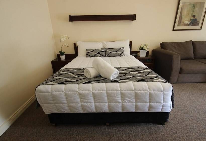 Номер Deluxe, Molly Morgan Motor Inn