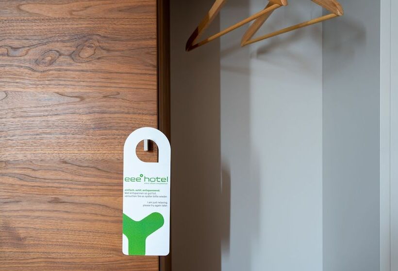 스탠다드 룸, Eee Hotel Perg