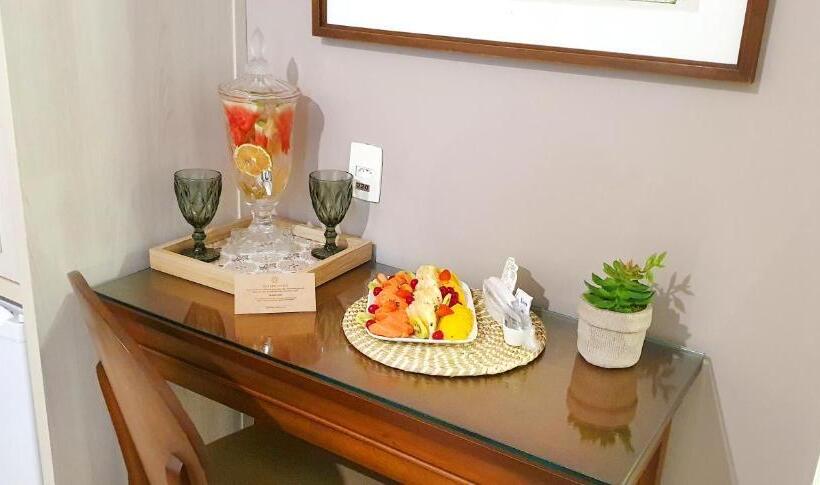 غرفة قياسية مطلّة علي حمام السباحة, Villa Mayor Charme  Fortaleza