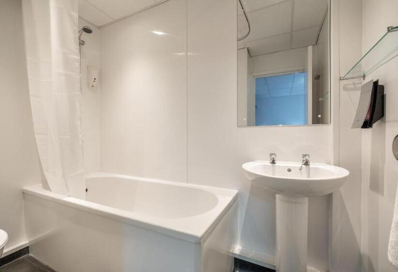 Номер Комфорт, Comfort Inn Birmingham