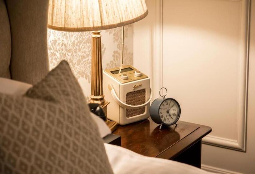 اتاق کلاسیک, Eastwell Manor, Champneys Hotel & Spa