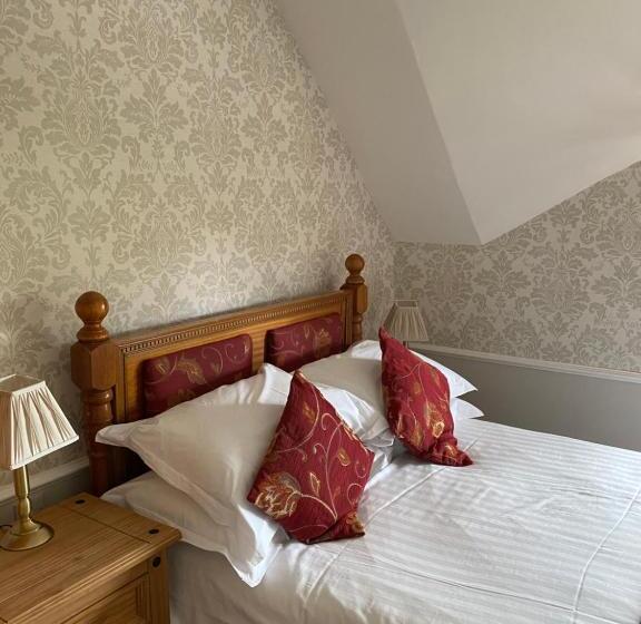 Номер Стандарт, Greyhound Country Inn