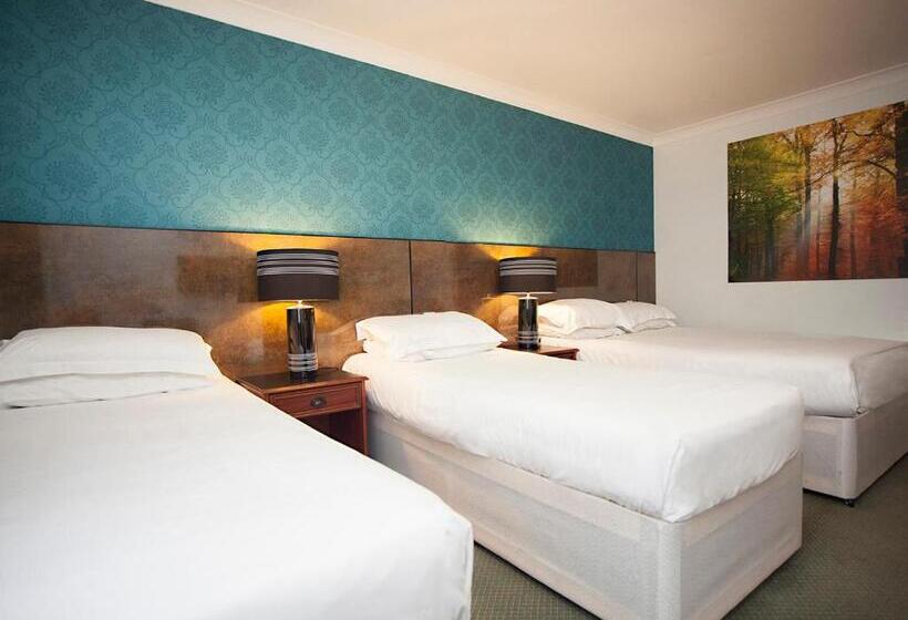Четырехместный Номер Стандарт, The Victoria Hotel Manchester By Compass Hospitality