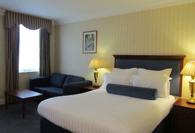 غرفة عائلية, Manor Hotel Solihull, Signature Collection