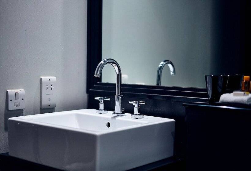 Номер Стандарт, Malmaison Belfast