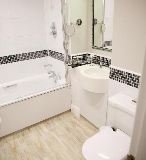 Номер Престиж, Mercure Gloucester  Bowden Hall