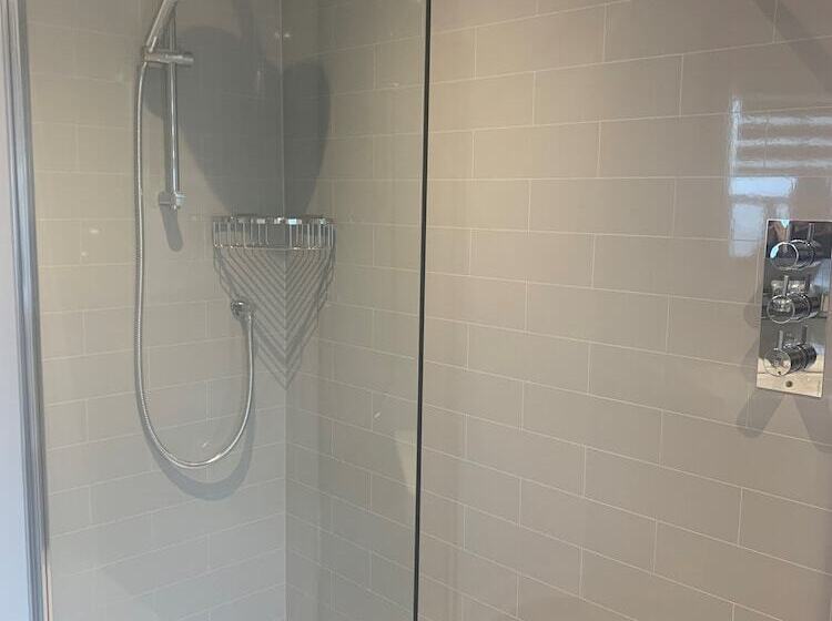 Quarto Basic, The Parklands