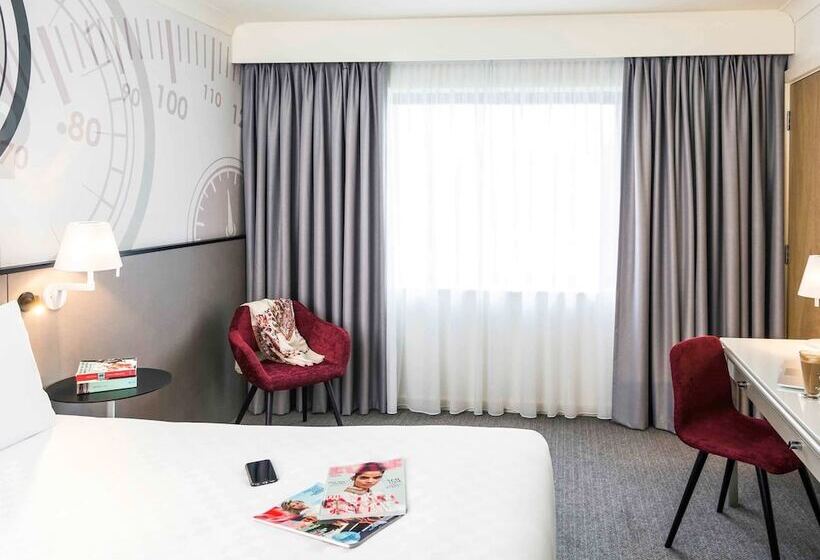 Номер Superior, Mercure Dartford Brands Hatch Hotel & Spa