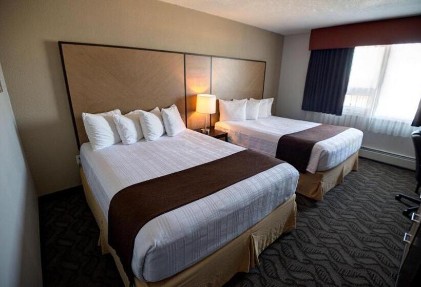 ２ダブルベッドのスタンダードルーム, Days Inn By Wyndham Airdrie