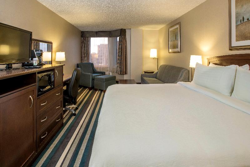Стандартный Номер Кровать Кинг, Holiday Inn Conference Centre Edmonton South, An Ihg