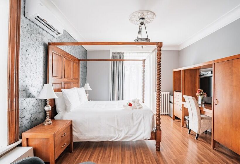デラックスルーム, De Paris Montreal