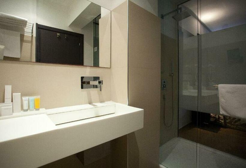 اتاق استاندارد سه نفره, Amorgos Boutique
