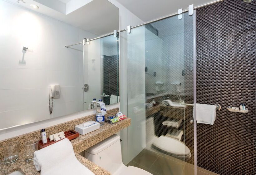 Номер Executive, Casa Dann Carlton Hotel & Spa
