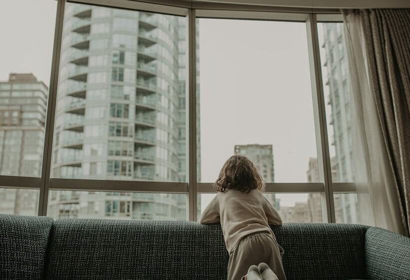 ダブルベッドのスタンダードスタジオ, Hilton Vancouver Downtown